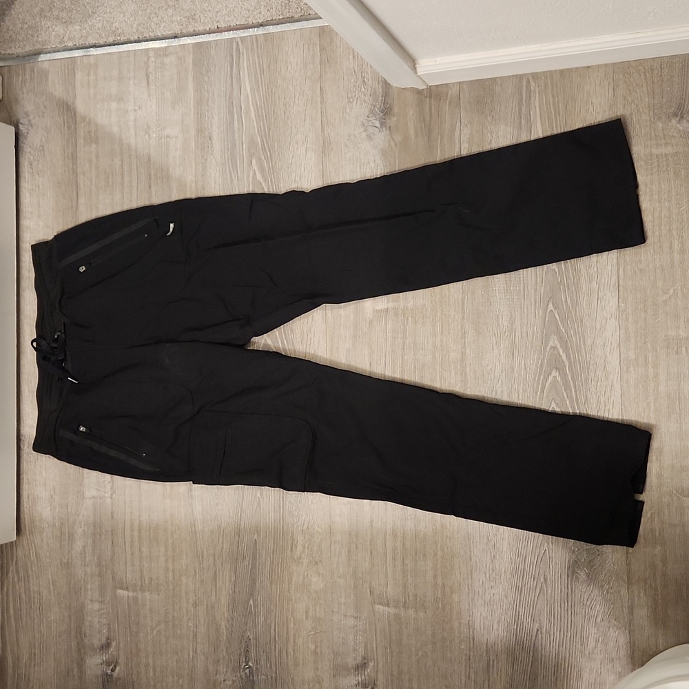 Black scrub pants, impact grey's anatomy